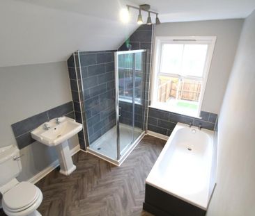 2 bedroom end of terrace house to rent - Photo 6