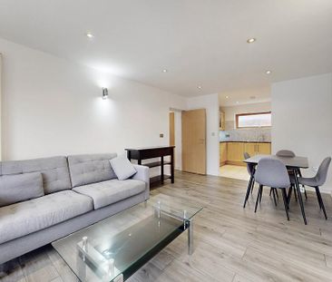 7 bedroom flat share to rent - Photo 1