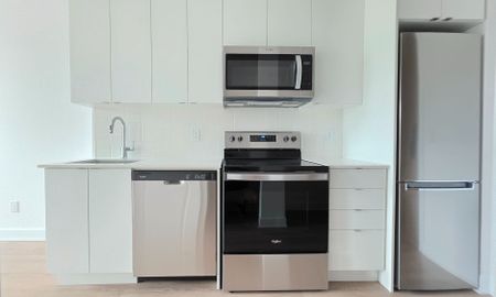 For Lease - 3240 William Coltson Avenue Unit# 101, Oakville, Ontario - Photo 4