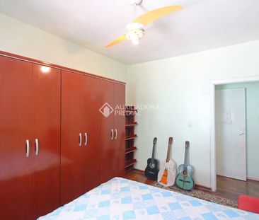 Casa com 4 quartos e 300m² para alugar em Teresópolis, Porto Alegre. - Photo 5