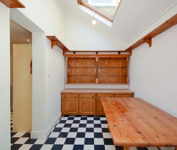 4 bedroom terraced house to rent - Photo 4