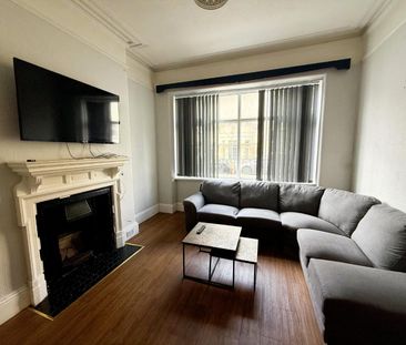 Addison Road, Plymouth - Photo 1