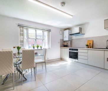 6 bed End Terraced House for Rent - Photo 3