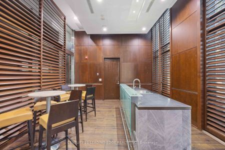 For Lease - 330 BURNHAMTHORPE Road Unit# 1506, Mississauga, Ontario - Photo 3