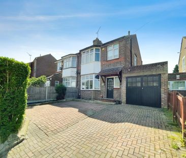 3 bedroom semi-detached house to rent - Photo 2