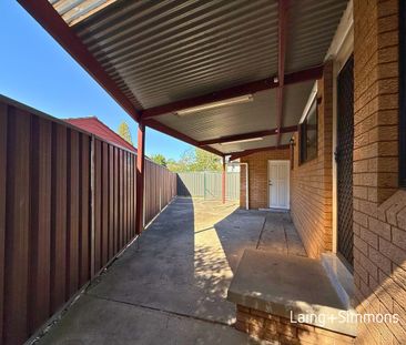 Comfortable three-bedroom home with modern inclusions - Photo 5