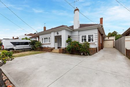 13 Ailsa Street, Ascot Vale VIC 3032 - Photo 3