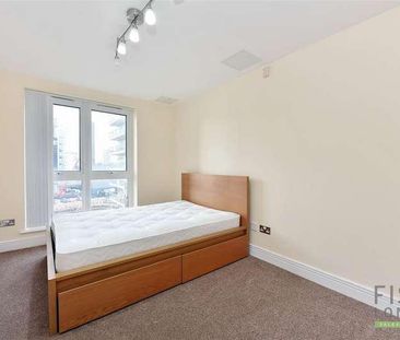 Studley Court, James Town Way, E14 - Photo 1