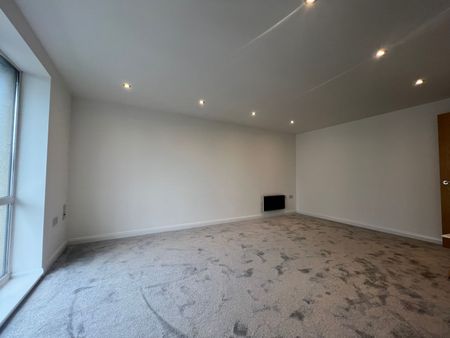 One Bedroom Apartment - Photo 2