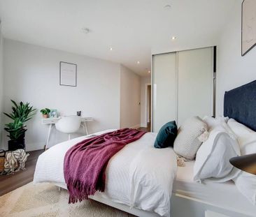 3 bedroom flat to rent - Photo 5