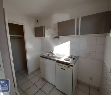 Location Appartement 1 pièce 30m² DOUAI 59500 - Photo 2