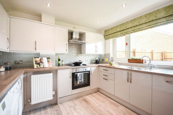 Olive Close - Photo 1