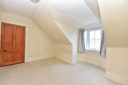 125 High Street, AB51 3QJ, Inverurie - Photo 3