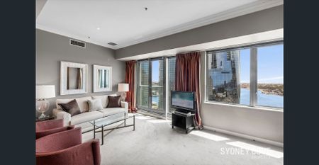 WONDERFUL HIGH LEVEL ONE BEDROOM IN HIGHGATE | Furnished - Photo 4