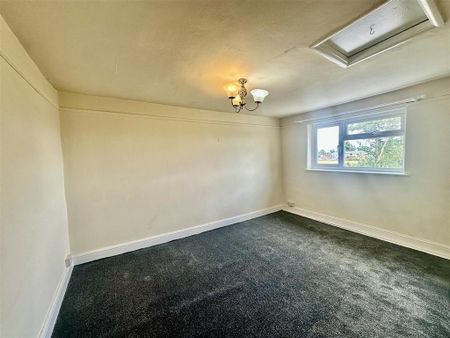 2 bedroom terraced house to rent - Photo 4