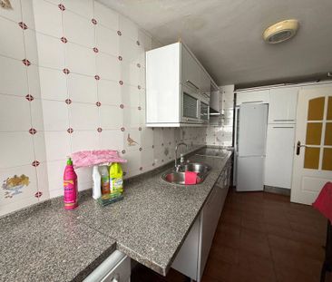 3 bedroom luxury penthouse for rent in Seville, Andalusia - Photo 3