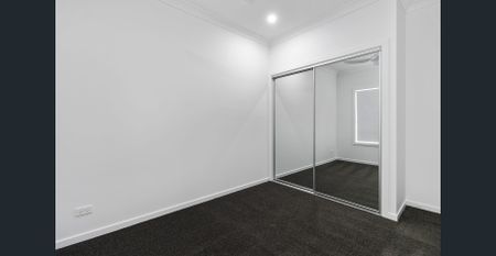 Prestige Living in White Rock - Photo 5