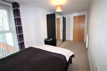 Bertelli Place, Mono Lane, Feltham,TW13 - Photo 3