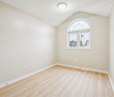 For Lease - 62 Quigley Street, Essa, Ontario - Photo 6