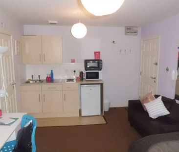 Studio to rent - Photo 4