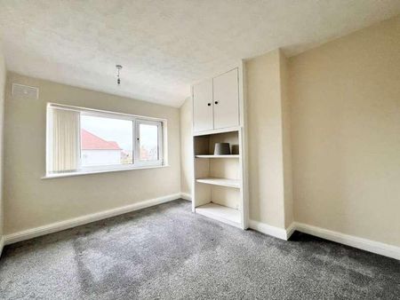 Oregon Avenue, Blackpool, FY3 - Photo 5