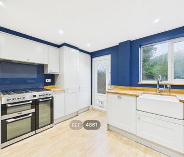 3 bedroom terraced house to rent - Photo 3