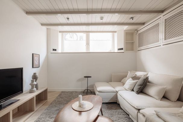 Johannes Verhulststraat | One Bedroom | Basement - Foto 1