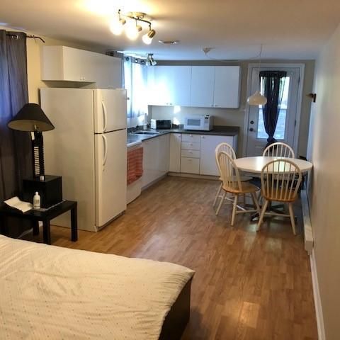 Bachelor meublé et chauffé disponible 1er juillet dans un secteur paisible de Sainte-Julie - Photo 1