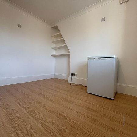 House share to rent - Photo 4
