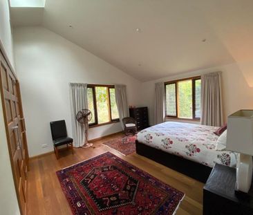 Hinterland Haven with Beautiful Views & Modern Comforts - Photo 4