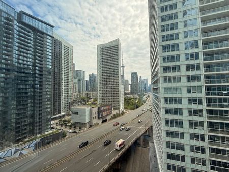 For Lease - 19 Bathurst Street Unit# 1708, Toronto, Ontario - Photo 2