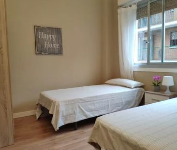 Calle del Monte Olivetti, Madrid, Community of Madrid 28038 - Photo 4