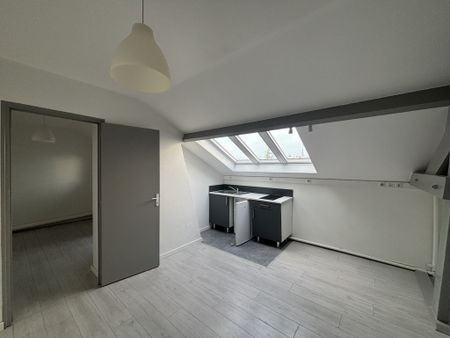 TYPE 1 CENTRE VILLE - AMIENS - Photo 2