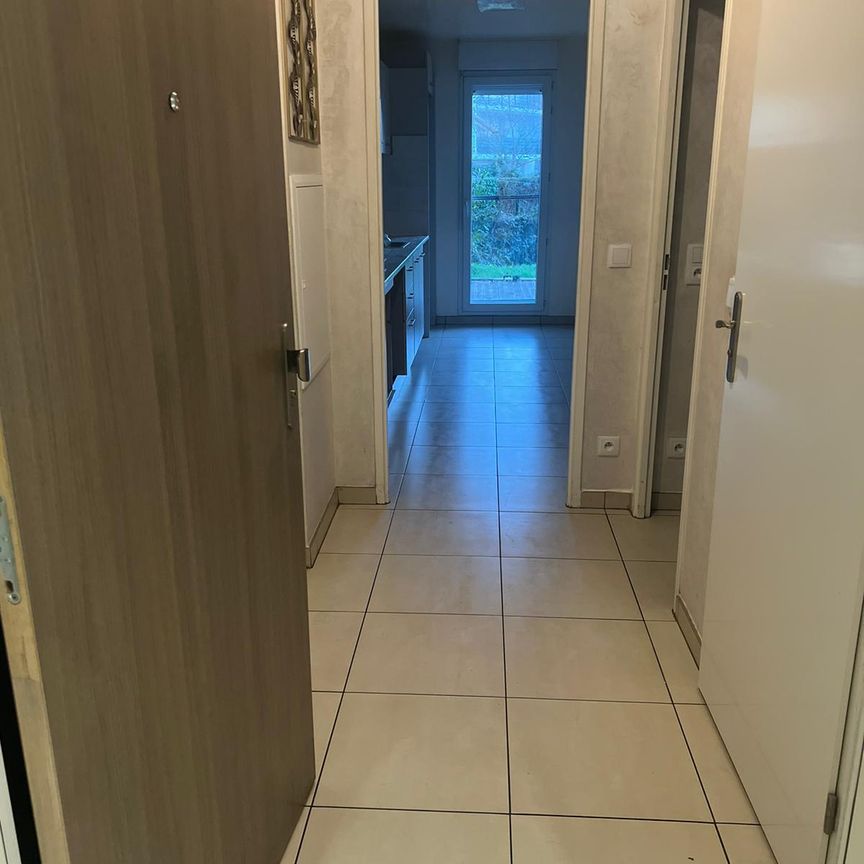 F3 de 65m² situé au rdc - Photo 1