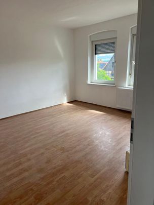 Helle 3-Zimmer-Wohnung mit großer Terrasse & Ausblick ins Grüne in HUMMERSEN - Photo 1