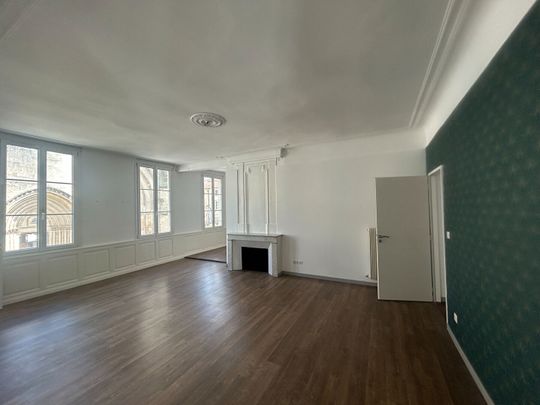 Location Appartement 6 pièces 137m² - Photo 1