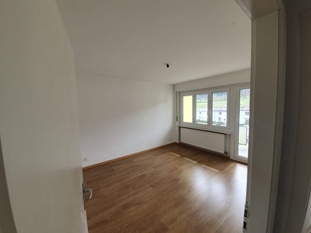 Rent a 3 ½ rooms apartment in Bassecourt - Photo 4