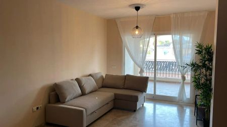Apartamento de alquiler en Las Ventas-nva Andalucia, 18, Nueva Andalucía centro - Photo 2