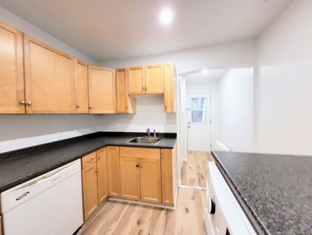 For Lease - 147 St Andrew Street, Lower Town - Sandy Hill, Ontario - Photo 3