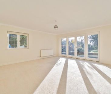 5 bedroom detached house to rent - Photo 1