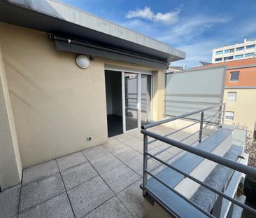 Magnifique F2 récent avec BALCON-TERRASSE et GARAGE à louer secteur... - Photo 1