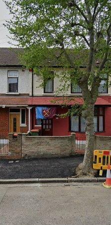 5 Bed Terraced House, Plaistow, E13 - Photo 1