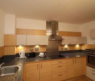 Room in a Shared Flat, Holly Court, SE10 - Photo 5