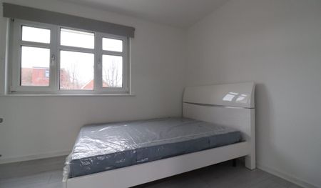 Giralda Close, Beckton, London E16 - Photo 5