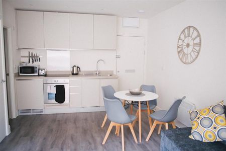 Studio to rent - Photo 3