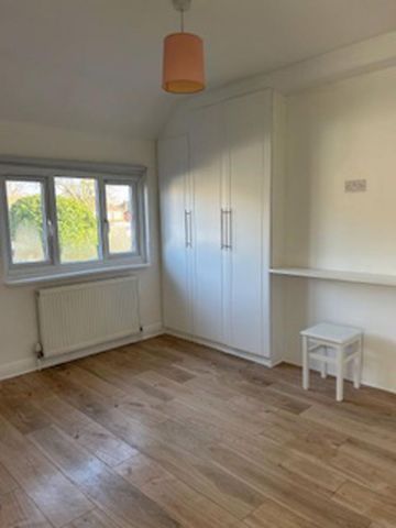 3 bedroom semi-detached house to rent - Photo 5