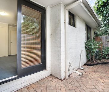 3/33 Austral Avenue, Brunswick VIC 3056 - Photo 6