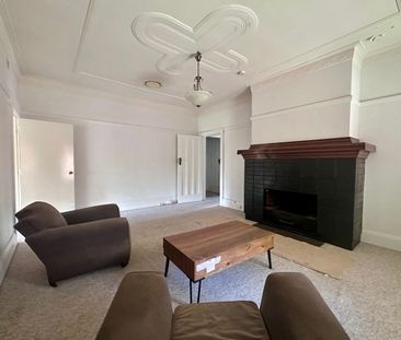 Ray White Forbes - 02 68511411 - Photo 1