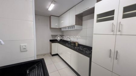 Apartamento com 3 quartos e 73m² para alugar em City, Cachoeirinha. - Foto 2