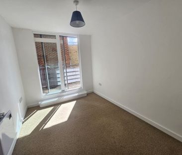 Kingfisher Meadow, Maidstone - Photo 3